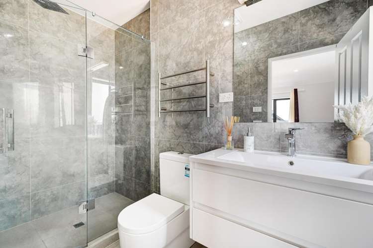 31 Shibata Rise Ranui_20