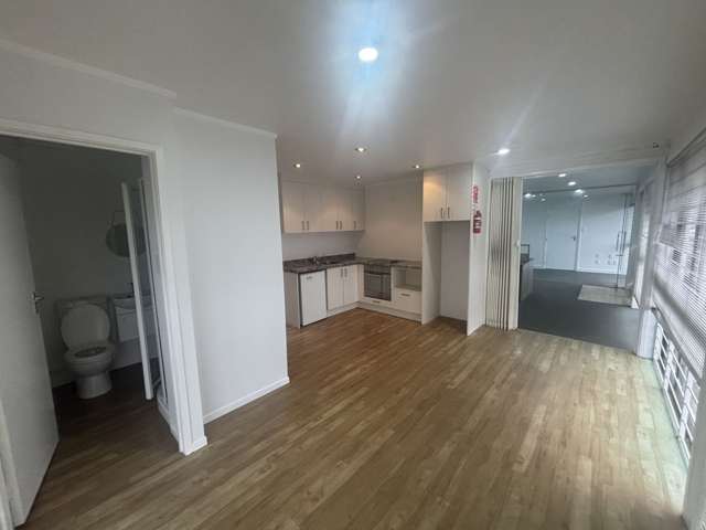 Unit A/18 Neilpark Drive East Tamaki_4