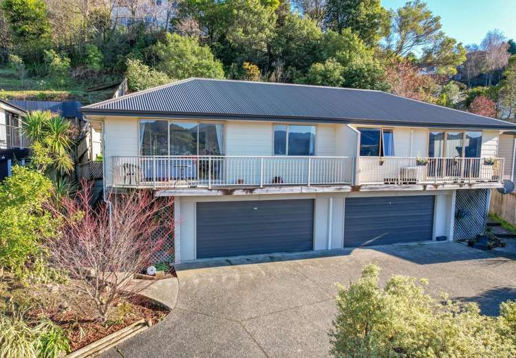 33a Saint Lawrence Street Toi Toi_11