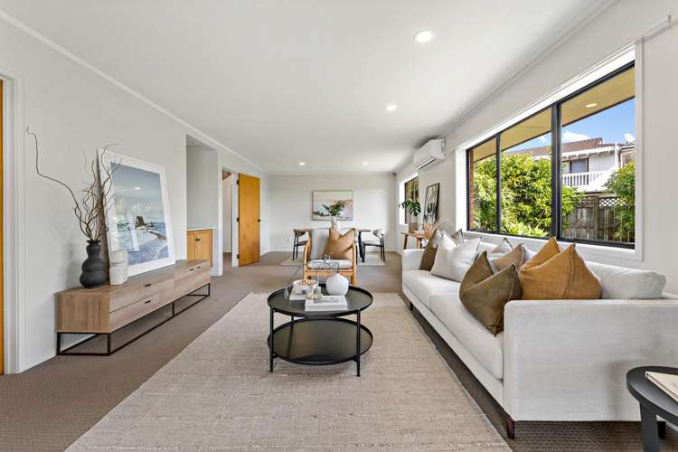 2/6 Waikato Place Saint Johns_2