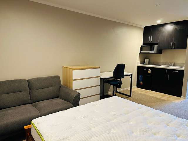 5/181 Knighton Road Hillcrest_3