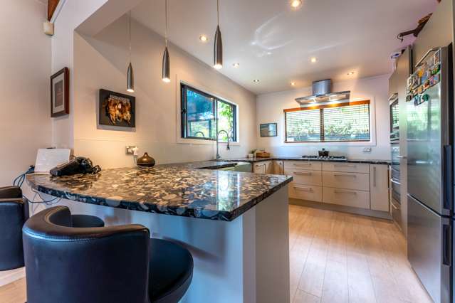 13 Marine View Road Onetangi_2