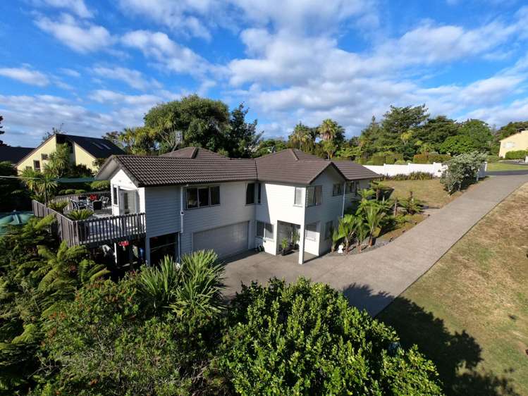 16 Shelter Drive Greenhithe_18