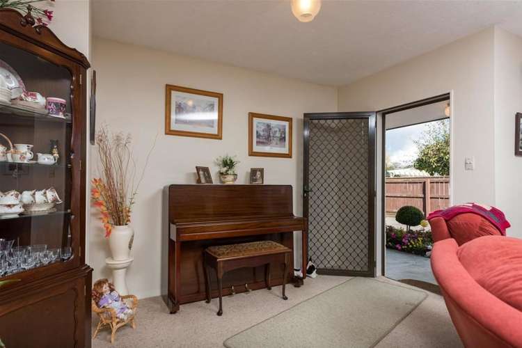 2/14 Carvell Street Blenheim Central_7