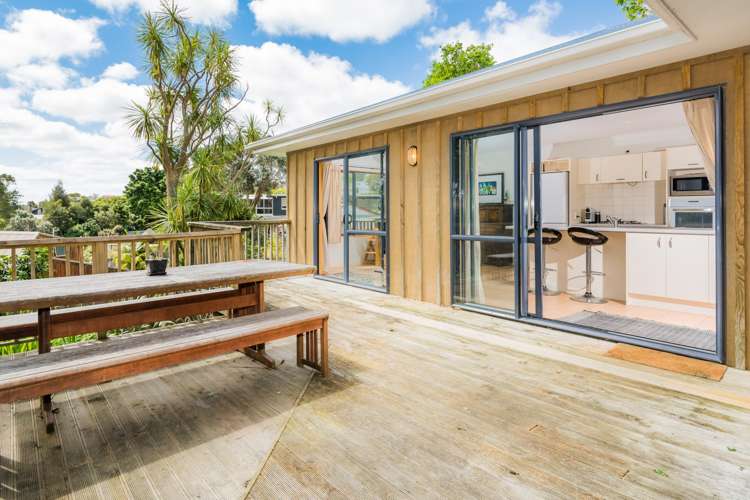 139 Ocean View Road Oneroa_2