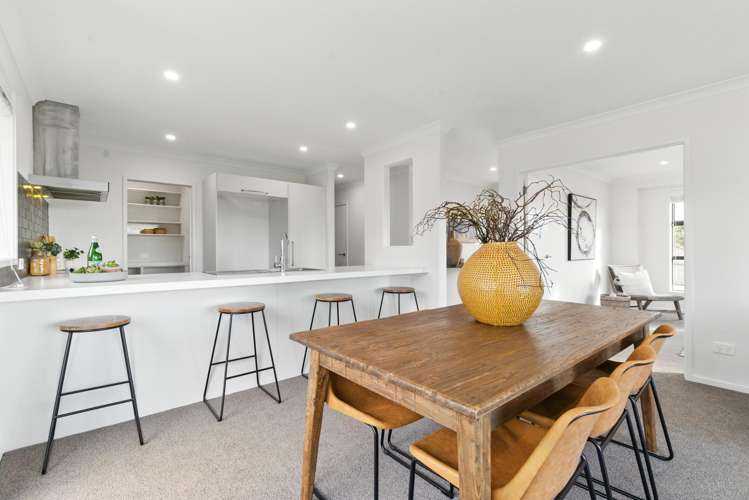 35 Ballintoy Park Drive Welcome Bay_5