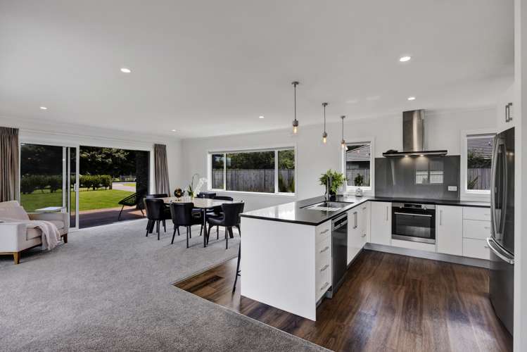 7 Cross Street Lepperton_2