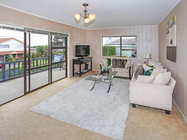 3/2 West Street Papakura_1