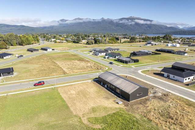 3 Tukare Loop Te Anau_1