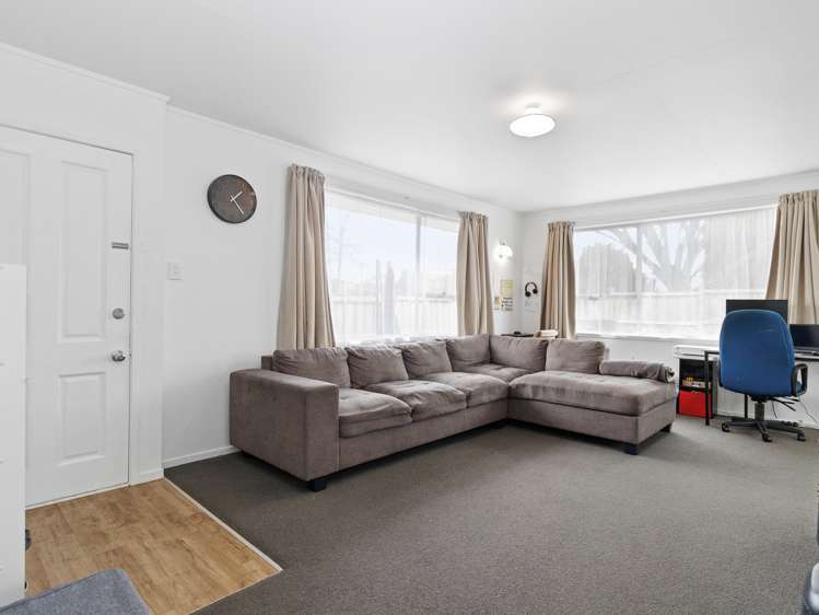 2A Melva Street Dinsdale_1