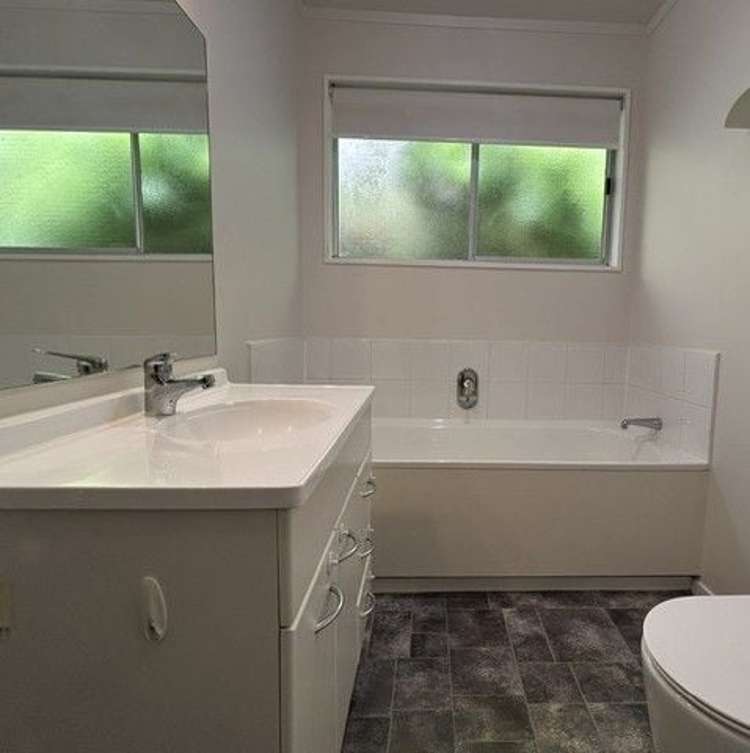 7B Randolph Road Crofton Downs_11