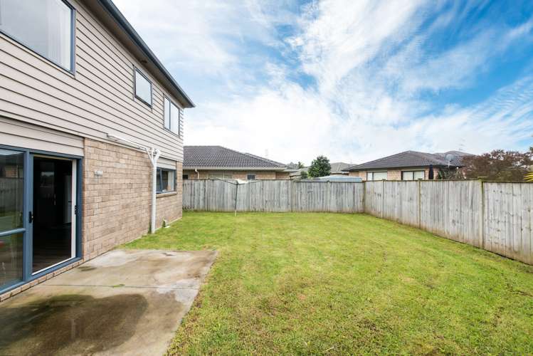 10 Riverglade Parkway Te Atatu South_21