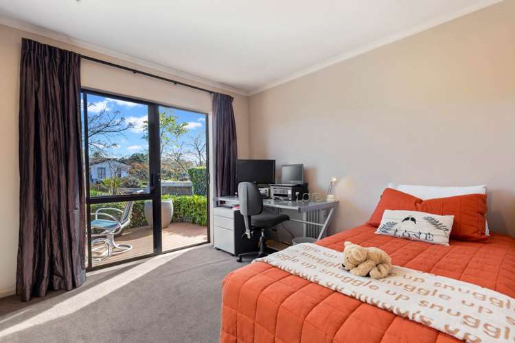 1 Gleneagles Grove Wattle Downs_18