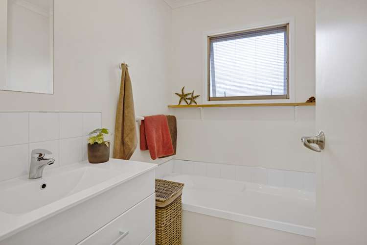 164 Cross Road Lepperton_15