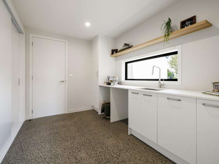 1 Koru Lane Leamington_20