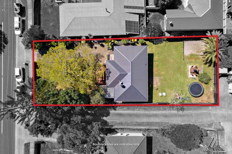 293 Glengarry Road Glen Eden_10