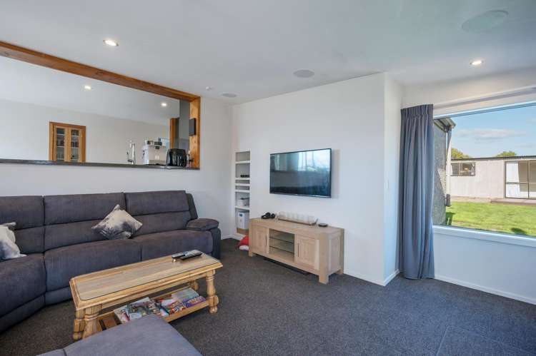 1 Bird Lane Wakefield_14