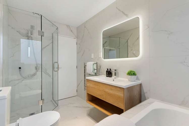 14 Puruatanga Road Wainui_23