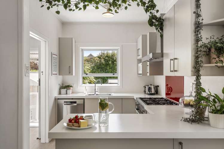 25 Mewburn Avenue Mount Eden_10