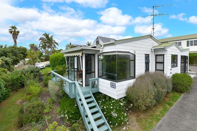 31a Pacific Parade Army Bay_1