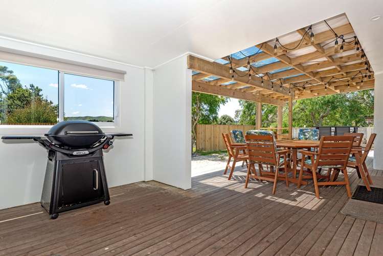 27 YMCA Road Māhia_20