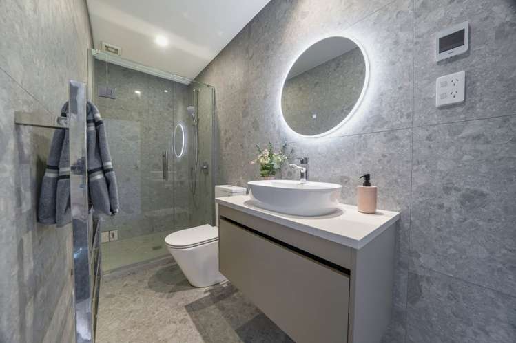 27D Claude Road Epsom_14