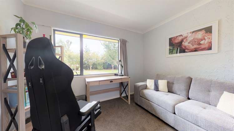 1101 Queen Street East Levin_9