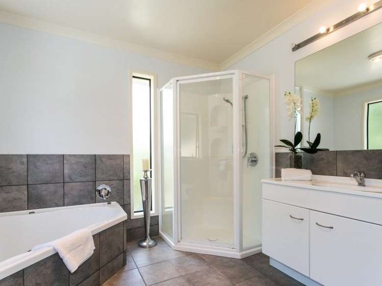 110 Lane Road Havelock North_9