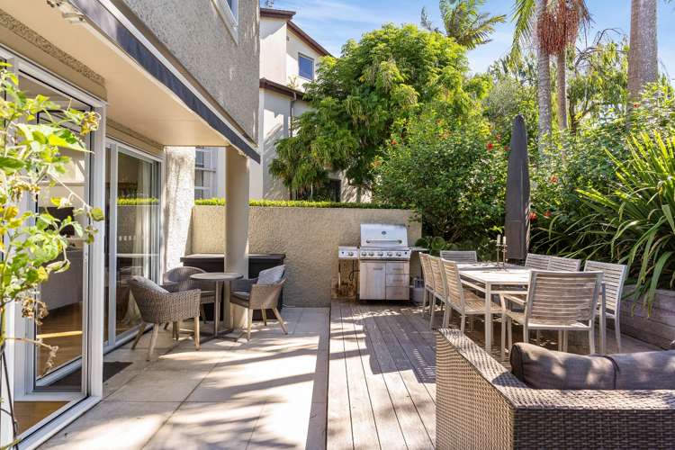 6A Sarsfield Street 1685_0