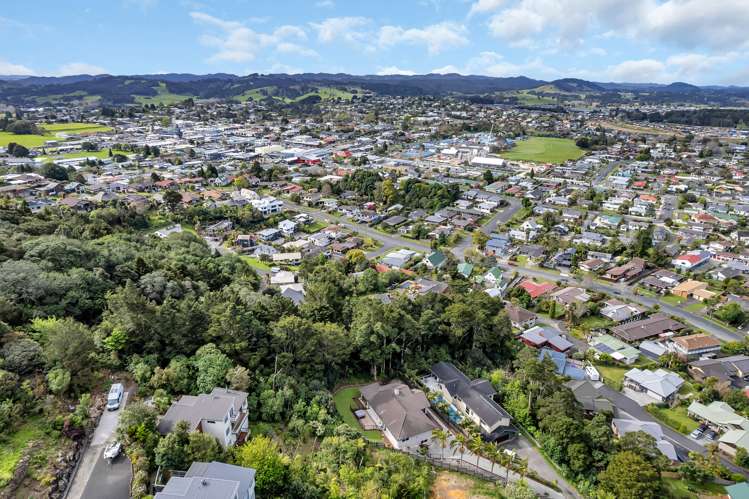 12b Magnolia Avenue Kamo_31