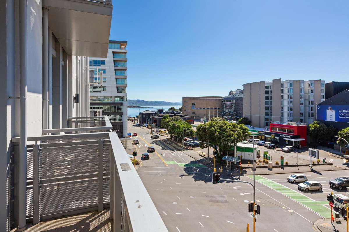 16/182 Wakefield Street_2