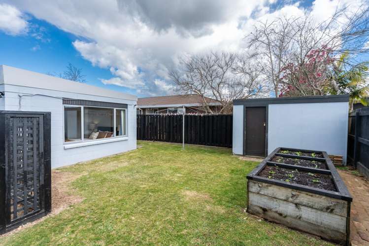 32 Chequers Avenue Chartwell_23