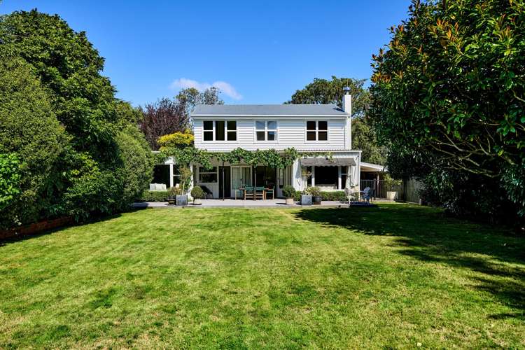 295 Fergusson Drive Heretaunga_23