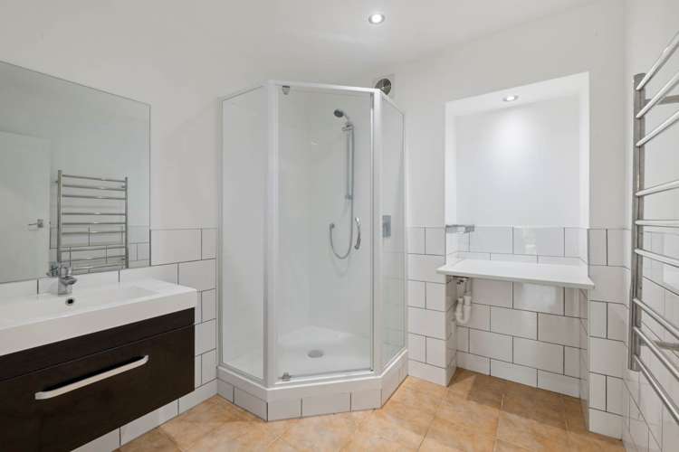 23 Northumberland Avenue Hauraki_21