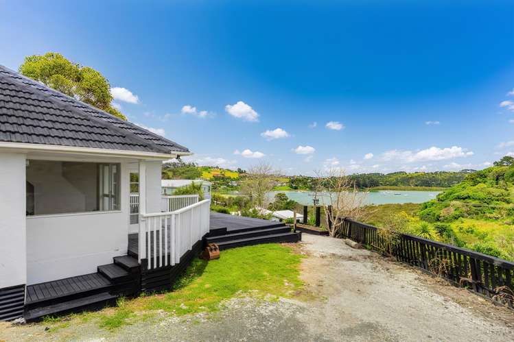 1121 Whakapirau Road Whakapirau_25