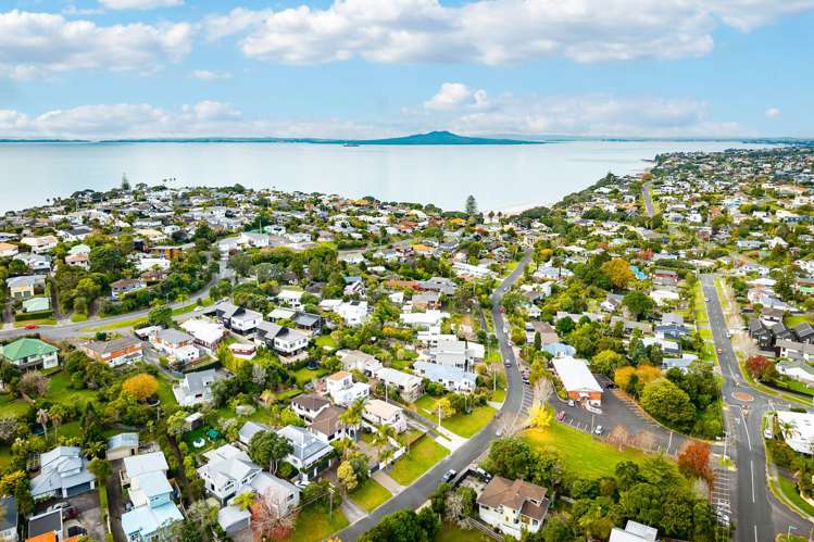 2/520 Beach Road Murrays Bay_36