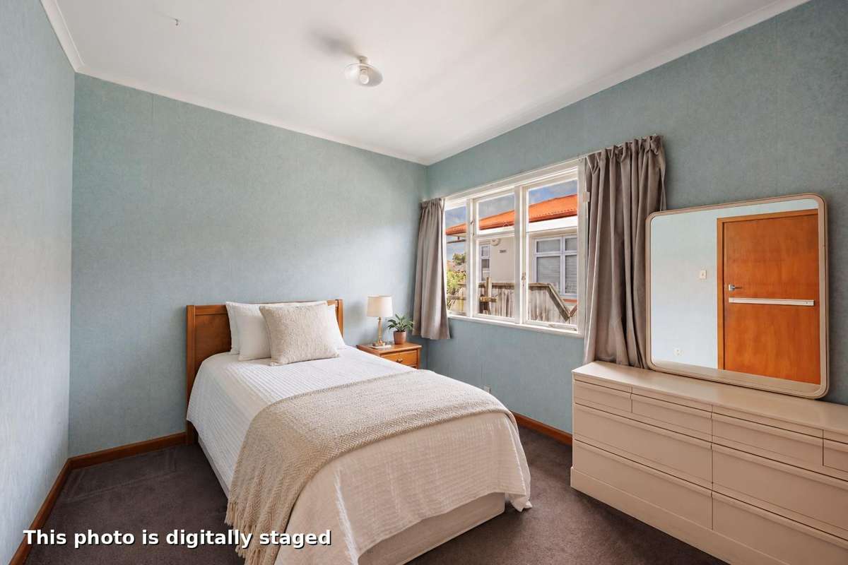 26 Menin Road_5