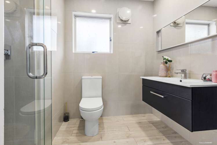 19 Tagor Street Glen Eden_14