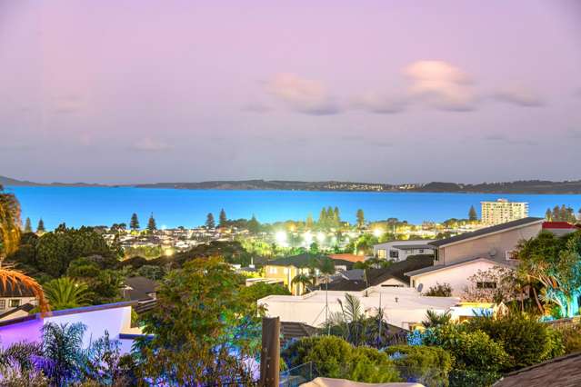 99 Waldorf Crescent Orewa_2