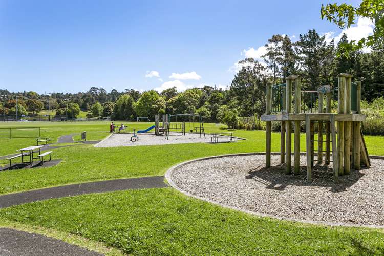 13 Ragley Street Titirangi_5