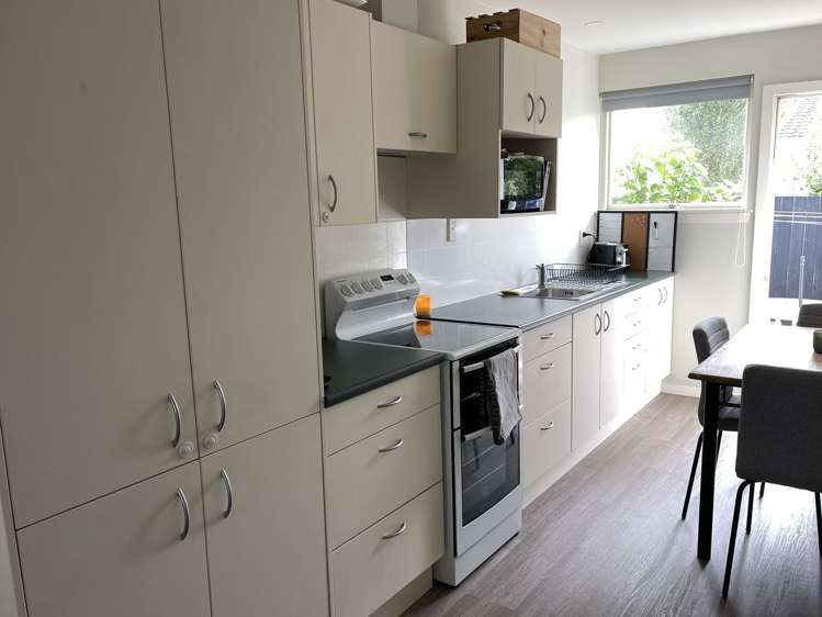 2/5 Pitt Place Saint Albans_7