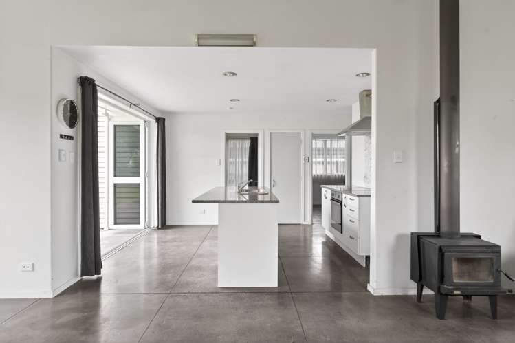 8 Parker Street Elgin_6