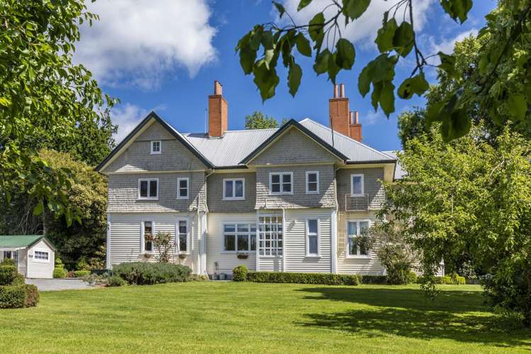 720 Sleemans Road_5