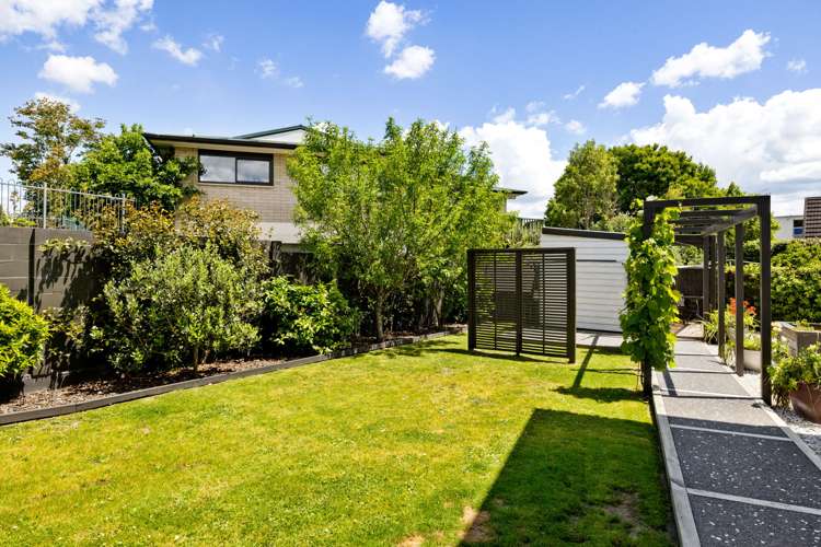 163 Lake Crescent Hamilton Lake_29