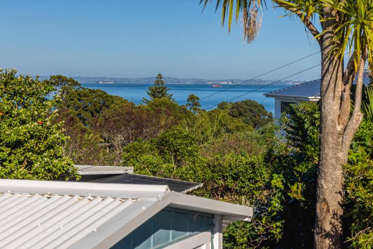 22 Marama Avenue Surfdale_20