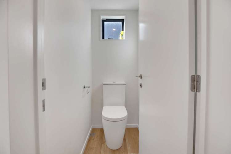 2/9 Marcroft Street Woolston_9