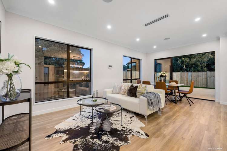 8 Hughs Way Flat Bush_8