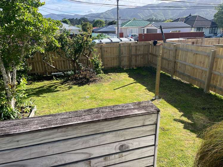 1 Lees Grove Wainuiomata_5