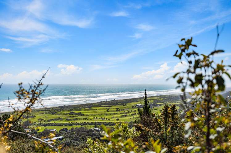 175 Oaia Road Muriwai Beach_47