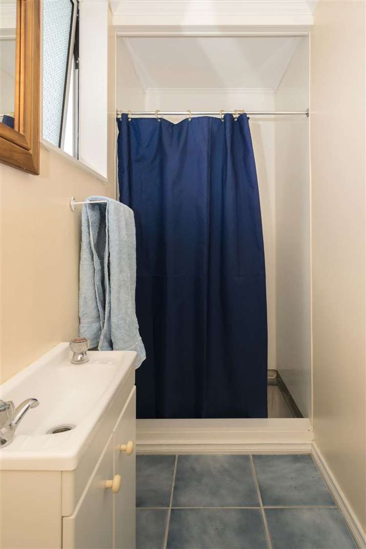 4 Cricklewood Lane Springlands_16